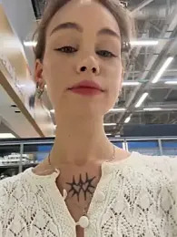 Street_young stripchat stream image