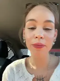 Street_young stripchat stream image