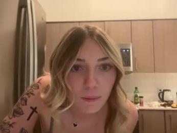 emiefox chaturbate stream image, 12.02.2025 21:30