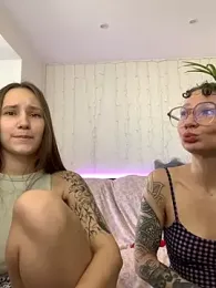 HotCaramellsTV stripchat stream image