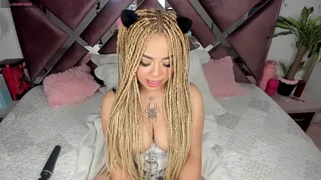 conny__curly stripchat stream image