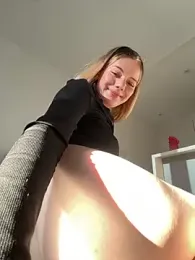 NicoleCut stripchat stream image