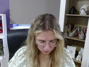 Soft-Zoey bongacams stream image