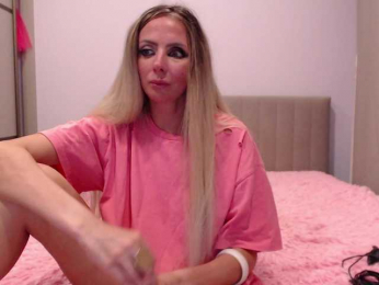 blondalina bongacams stream image