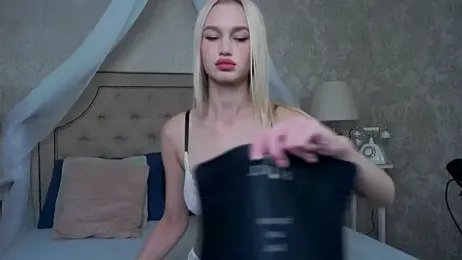 KristinaDane stripchat stream image