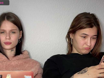 ZoyaVikki bongacams stream image