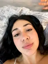 LaanaCooper stripchat stream image