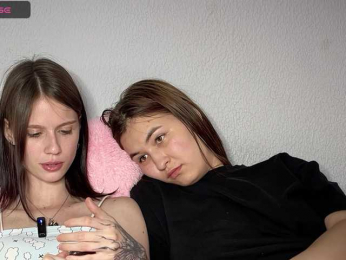 ZoyaVikki bongacams stream image