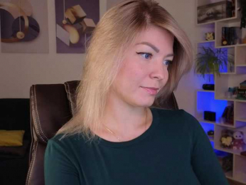 _Cute bongacams stream image