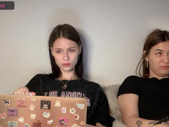 ZoyaVikki bongacams stream image