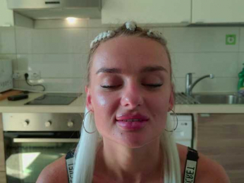 Tatachka1 bongacams stream image