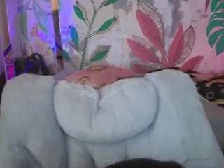 elissecinnamon camsoda stream image