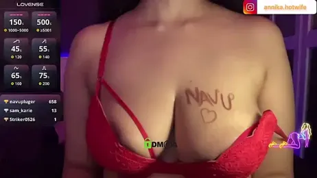 CharmingTania stripchat stream image