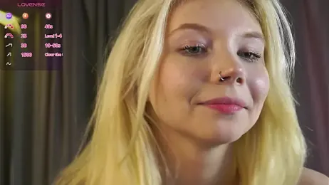 DaisyElmers stripchat stream image