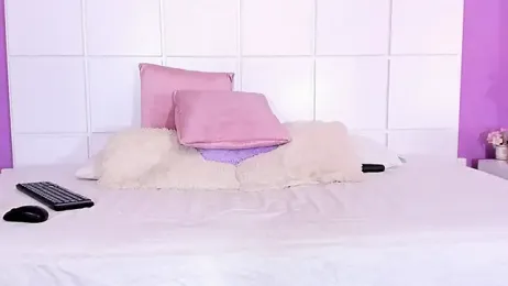 JackieDumont1 stripchat stream image