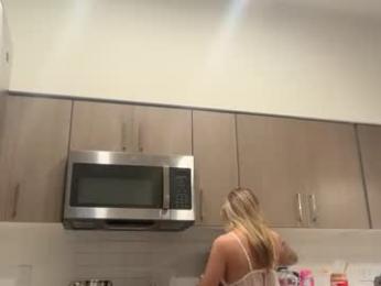 emiefox chaturbate stream image, 16.02.2025 01:50