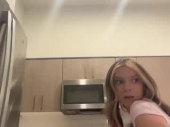 emiefox chaturbate stream image, 16.02.2025 01:50