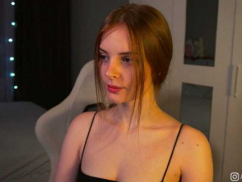 AliceCost bongacams stream image