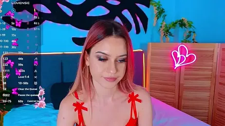 AlinaWalters stripchat stream image