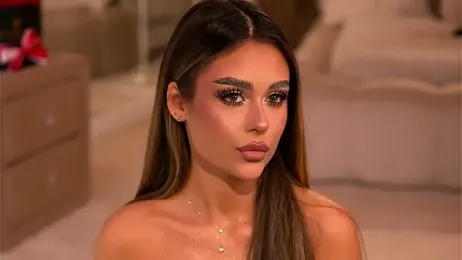 YasmineShaw stripchat stream image