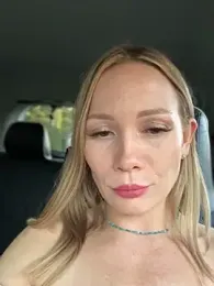 LavenderHot stripchat stream image