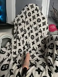 Miss_chiks stripchat stream image