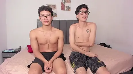 slimteenwet stripchat stream image