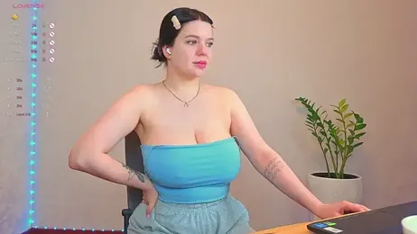 LovlyBambi stripchat stream image