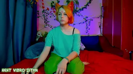 TrickyKitsune stripchat stream image