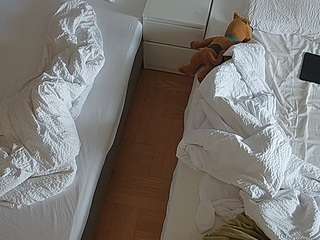 voyeurcam-julmodels-bed-7 camsoda stream image