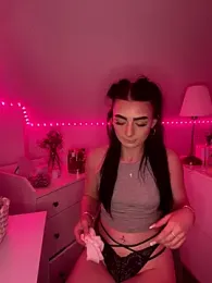 AdelinaAlia stripchat stream image