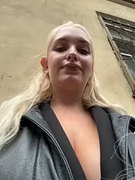 Milkyy_wway stripchat stream image