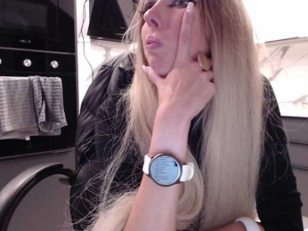 blondalina bongacams stream image