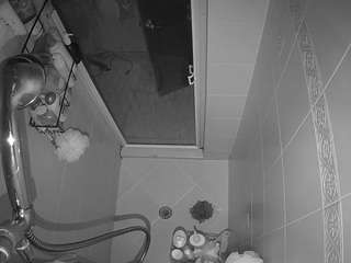 voyeurcam-baileybase-shower camsoda stream image