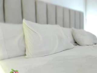 foxy-boobs camsoda stream image