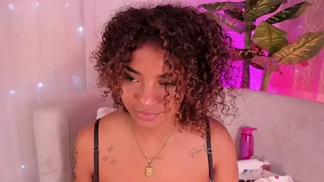 Iris_hott1 stripchat stream image