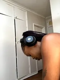 LuciousLips96 stripchat stream image