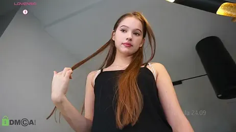 hecola stripchat stream image