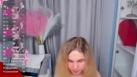 OdetteHarwick stripchat stream image