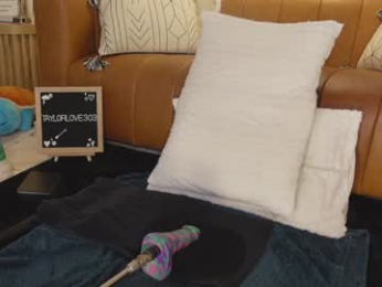 taylor_love_303 chaturbate stream image