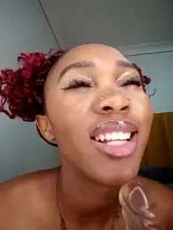 Hannah_107 stripchat stream image