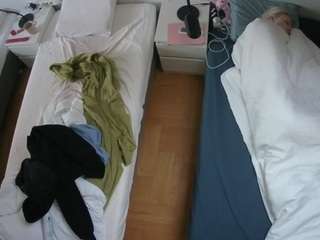 voyeurcam-julmodels-bed-5 camsoda stream image