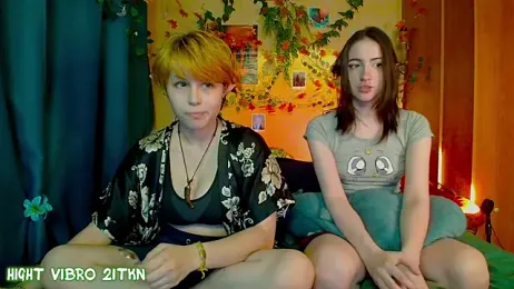 TrickyKitsune stripchat stream image