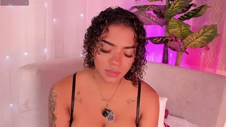 Iris_hott1 stripchat stream image