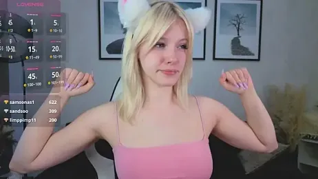 EdlaHewell stripchat stream image