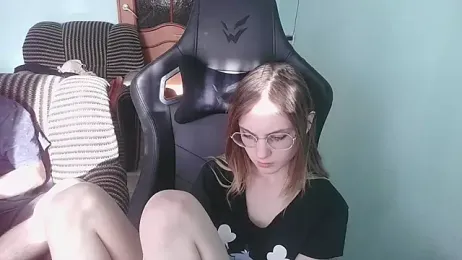 emolina1337 stripchat stream image, 04.10.2025 08:50