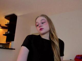 Mia Meowy flirt4free stream image