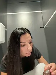 _MiaQueen_ stripchat stream image