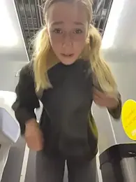 Lia__Love stripchat stream image