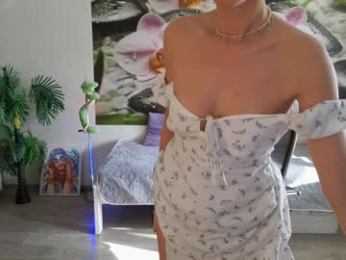 jennycutey chaturbate stream image
